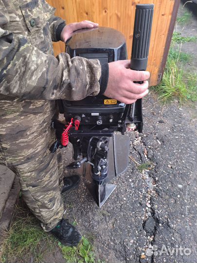 Лодочный мотор Тохатсу 9.9