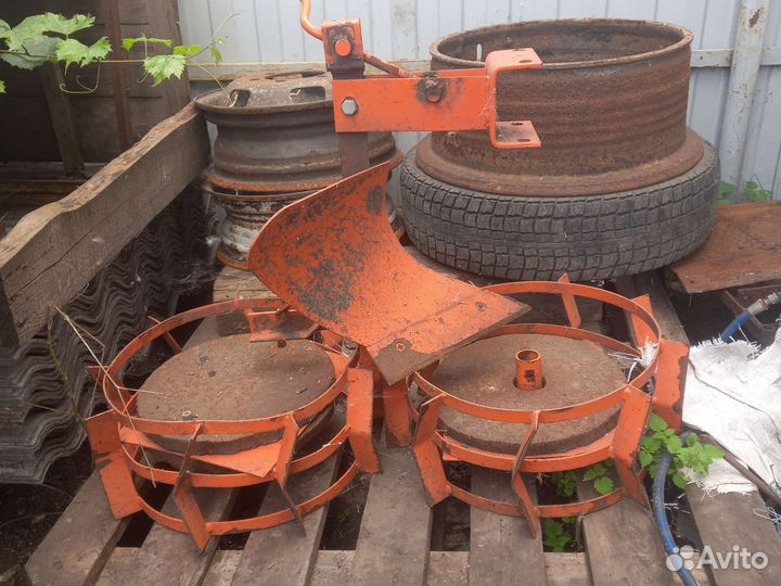 Плуг,грунтозацепы