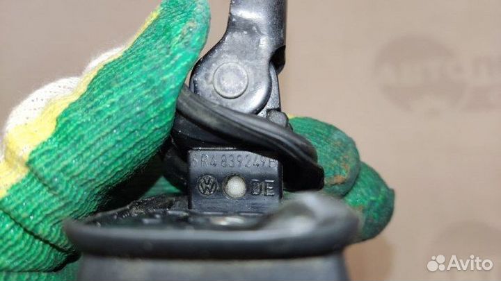 Ограничитель двери задний правый Volkswagen Polo