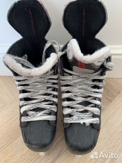 Хоккейные коньки bauer vapor 70