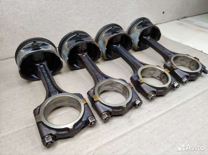 Шатун с поршнем Hyundai G4ED 1.6