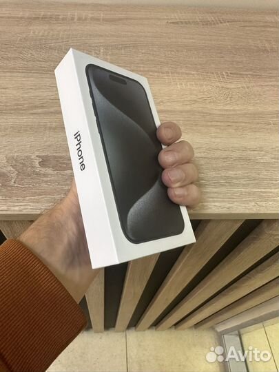 iPhone 15 Pro, 128 ГБ