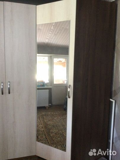 Гардеробный угловой шкаф