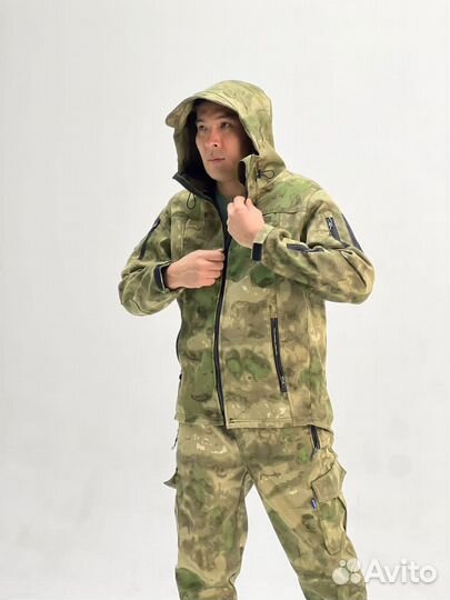 Камуфляжный костюм