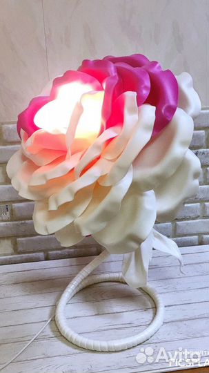 Настольный светильник Роза