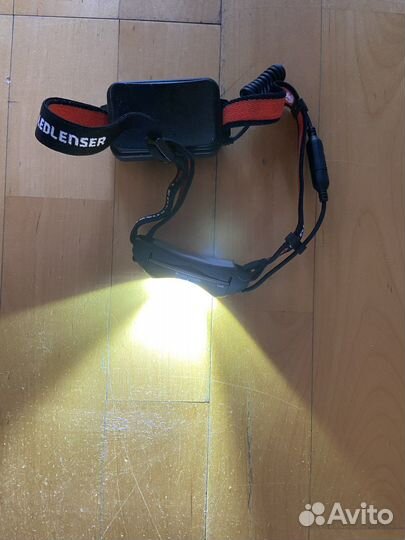 Налобный фонарик