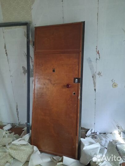 Дверь входная металлическая