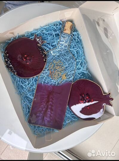 Сервировочная тарелка и подставки для подачи