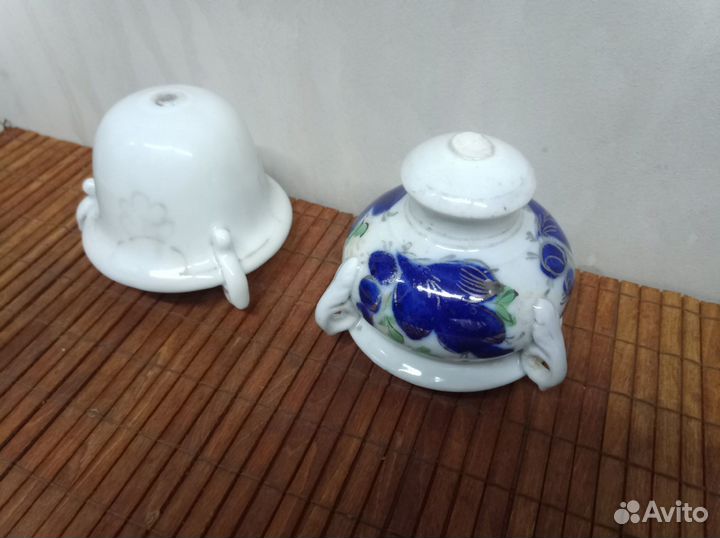 Старинные фарфоровые лампадки