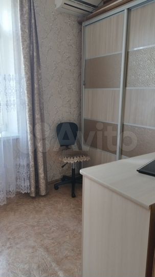 2-к. квартира, 32 м², 2/4 эт.