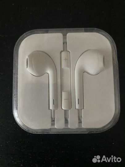 Продаю гарнитуру