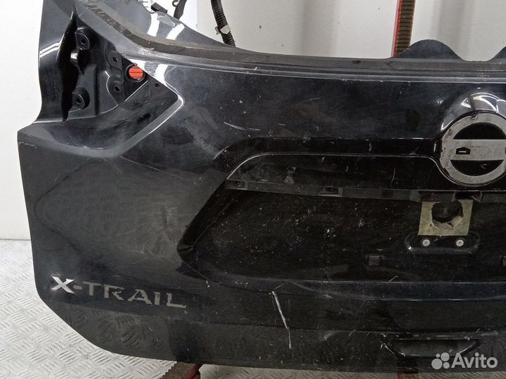 Крышка багажника Nissan X-Trail