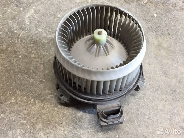 Вентилятор печки Тойота Королла 150