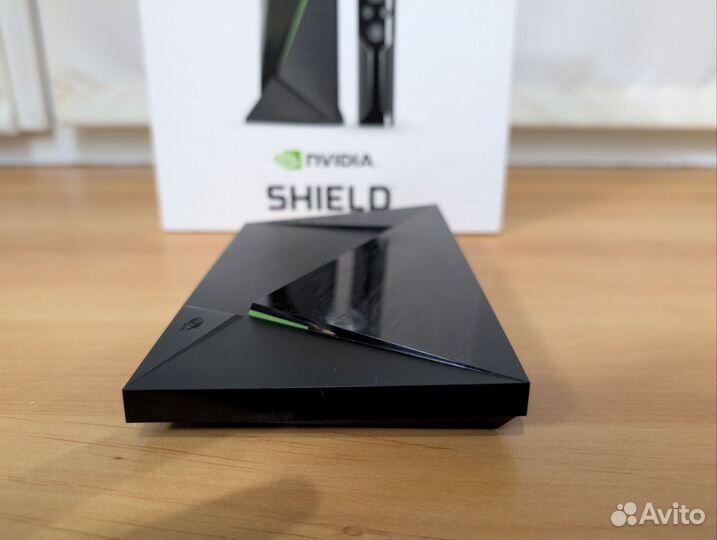 Тв-приставка Nvidia Shield TV (2017)