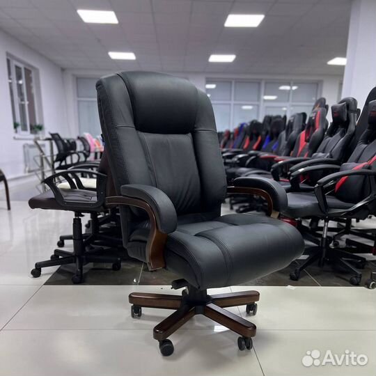 Кресло руководителя Т-9925 (цвета)