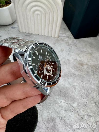 Мужские наручные часы Casio Edifice