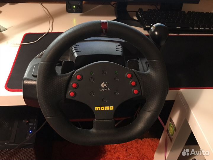 Руль logitech momo racing