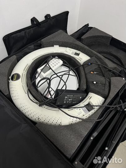 Кольцевая лампа со штативом