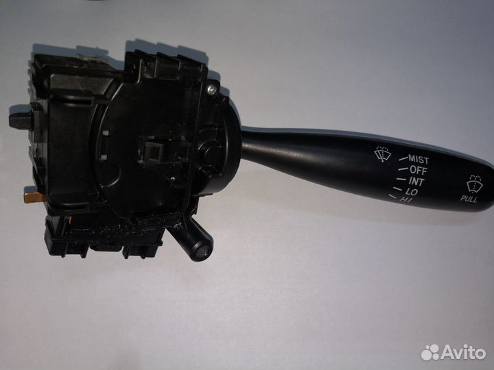 Переключатель подрулевой Toyota