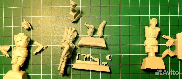 1:35 Советские танкисты