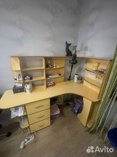 Детский стол