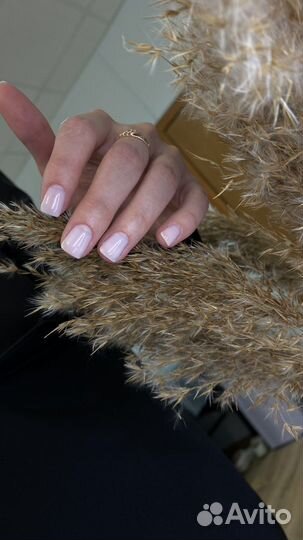 Маникюр с покрытием гель-лаком