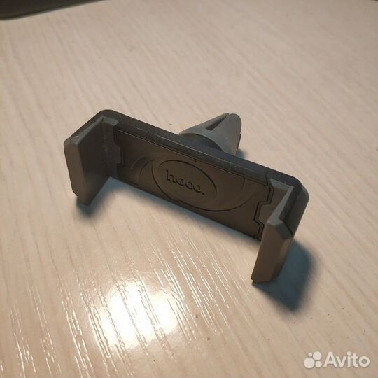 Держатель для телефона в решетку обдува