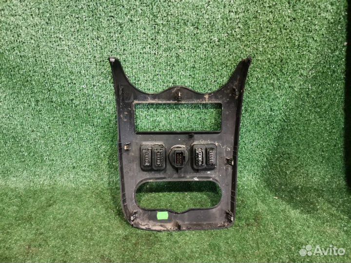 Накладка на торпедо LADA Largus 2019