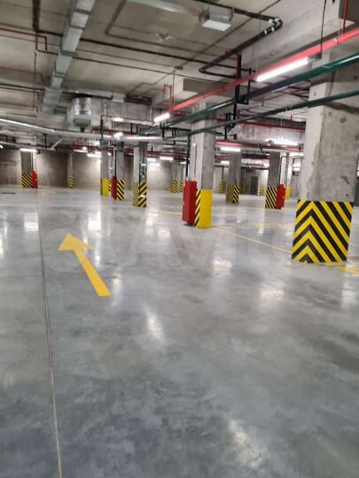 Машиноместо, 13 м²