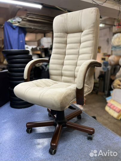 Кресло руководителя компьютерное