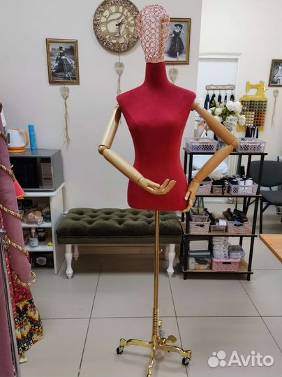 Манекен портновский демонстрационный 44р