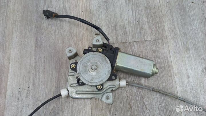 Стеклоподъемник задний правый Nissan Almera N15