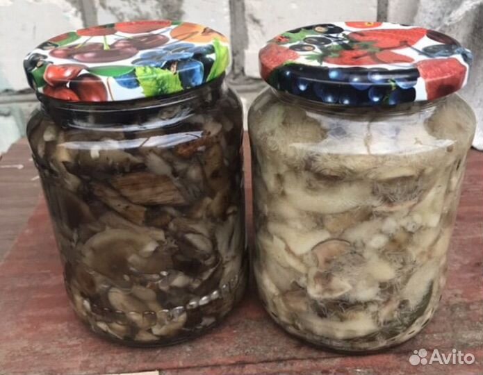 Грибочки маринованные, соленые