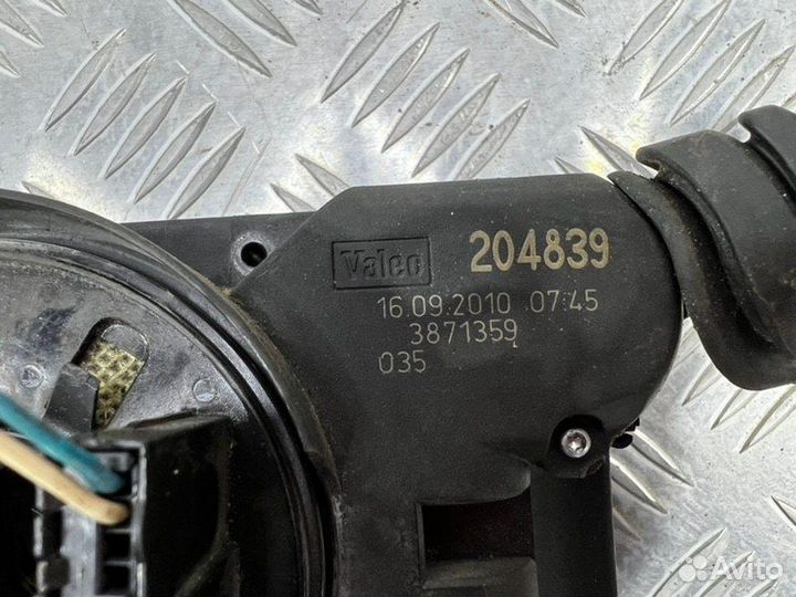 Блок подрулевых переключателей Opel Astra H Z16XER