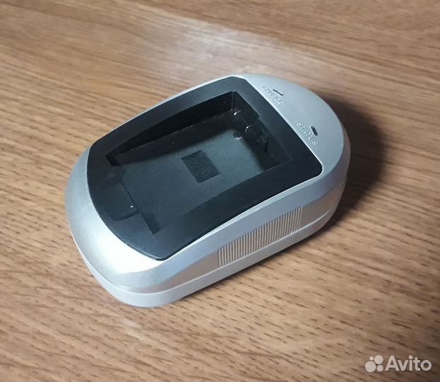 Зарядное устройство для аккумуляторов Canon, Nikon