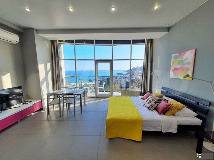 Квартира-студия, 63 м², 8/14 эт.