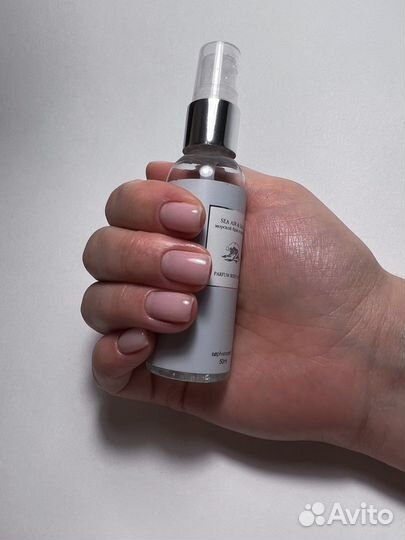 Модель на маникюр