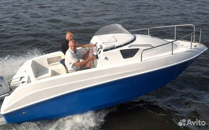 Катер из пластика Виза Легант - 515К