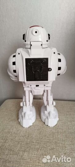 Радиоуправляемый робот 