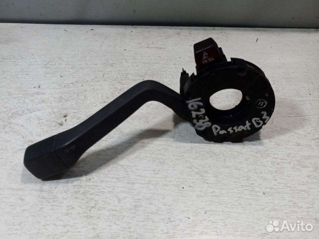 Переключатель поворотов Volkswagen Passat B3 седан