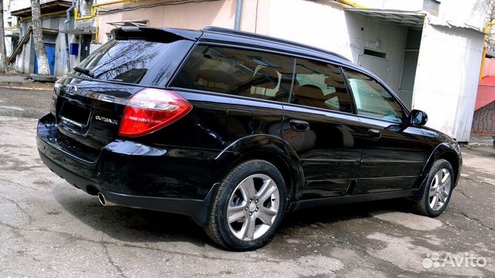 Бампер задний Subaru Outback 2003-2009