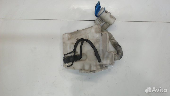 Бачок омывателя Volkswagen Caddy, 2010