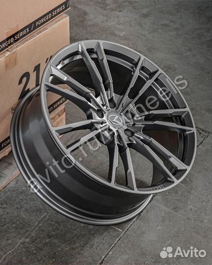 Кованые диски Lexus ES R19 наличие