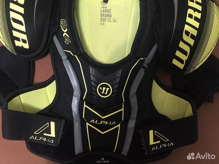 Хоккейный нагрудник