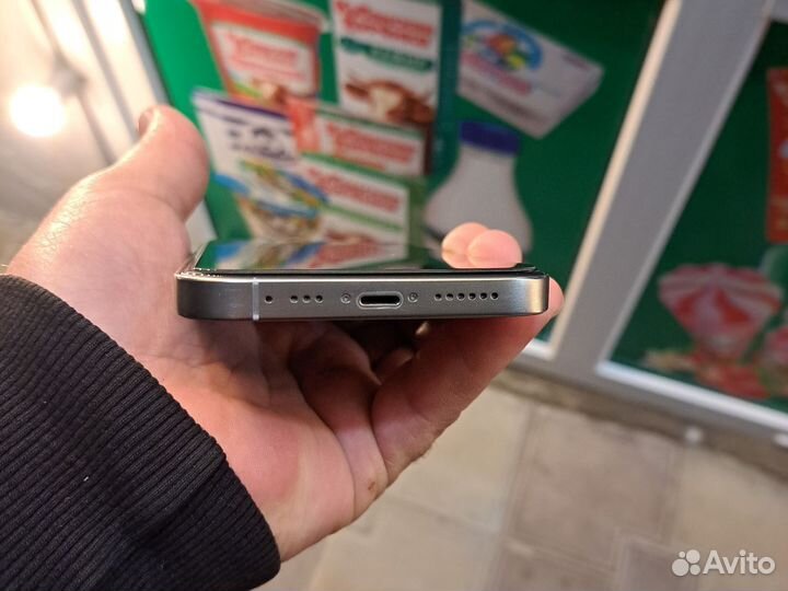 iPhone Xr, 128 ГБ