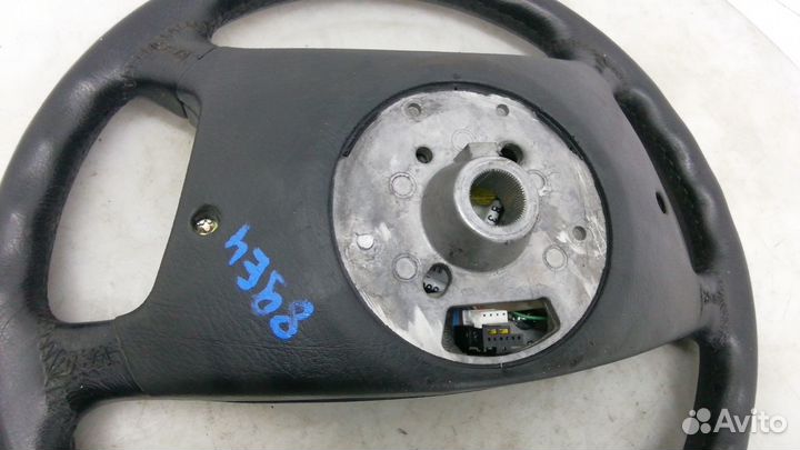 Рулевое колесо на BMW 5 E39