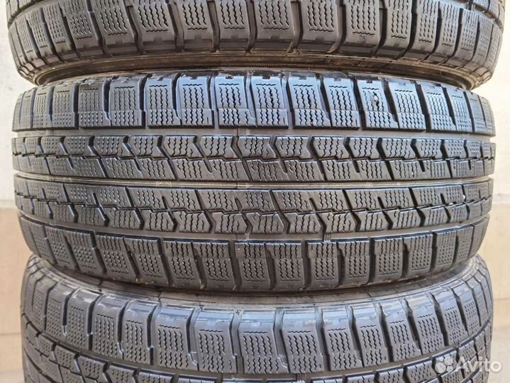 Goodyear Ice Navi Zea II 225/60 R17 98H