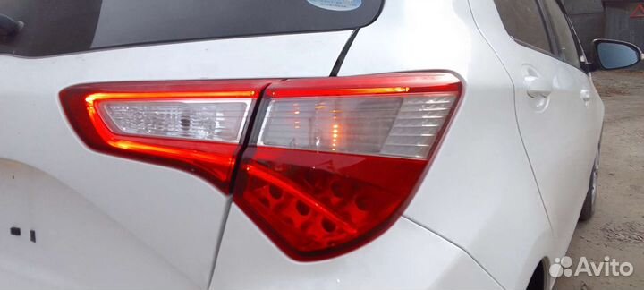 Фонарь задний правый