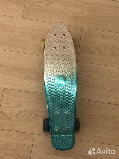 Скейтборд детский светящийся