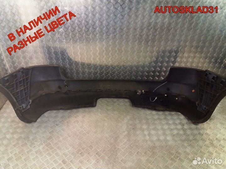 Бампер задний VW Touran 1T0807421 Дорестайлинг